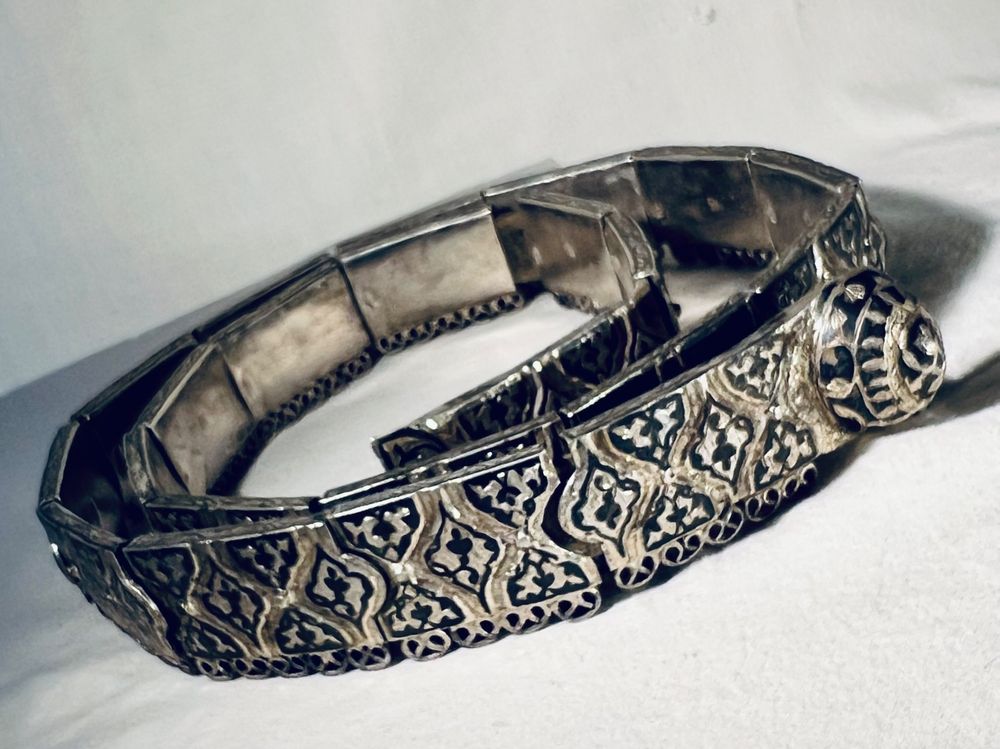Anciennes Parties De Ceinture En Argent Niellé - Poinçon 84, Datant De 1854