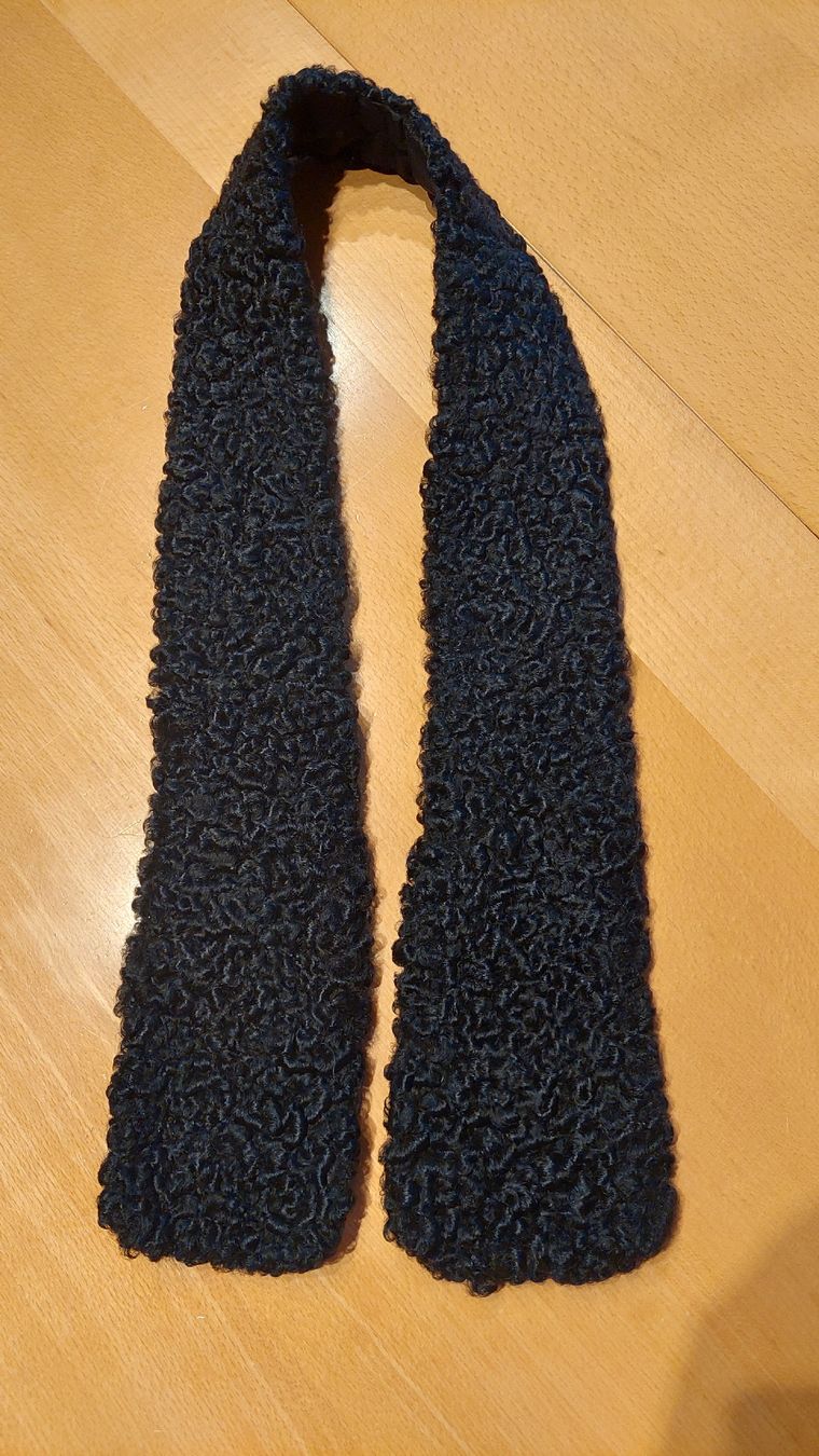 Foulard & Sciarpe: Vintage Wollkragen – Usato da Dietlikon venduto da Reftv