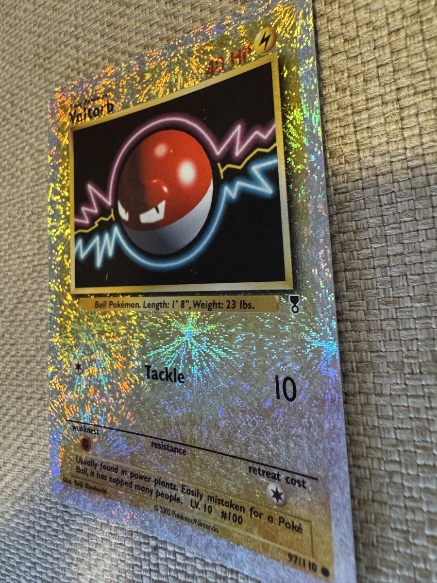 Pokémon Carte collezionabili: Voltorb - Legendary Collection Reverse Holo – Usato da Cadro venduto da kiks27 2