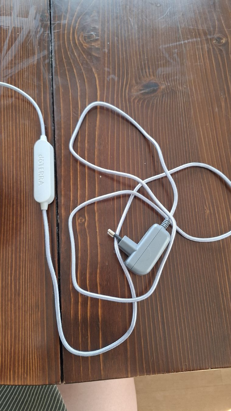 Doterra Duftöldiffusoren: dōTERRA Glōw Ultraschall Diffuser – Gebraucht aus Birrwil von voe_nxc8 4