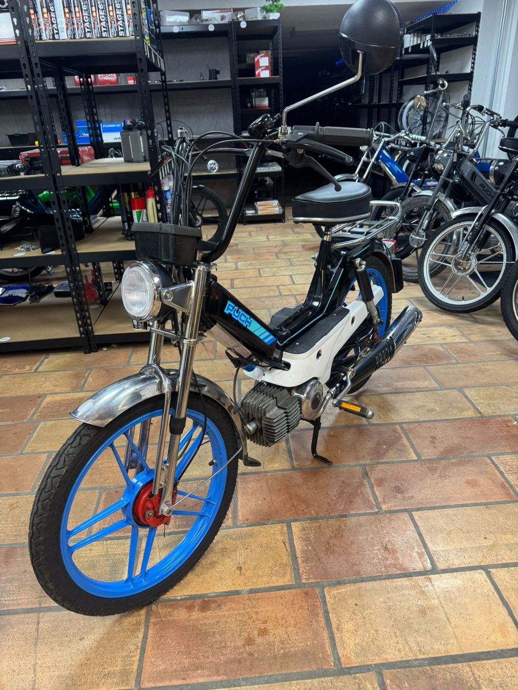 Puch Ciclomotori: Puch Maxi S mit Ausweis – Usato da Schmerikon venduto da Mofaparts 2