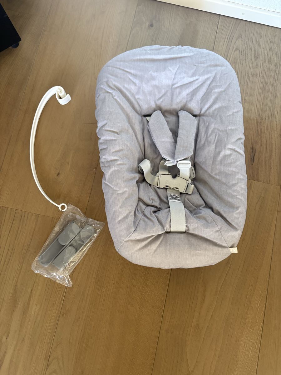 Stokke Seggioloni: Stokke Tripp Trapp Newborn Set grau – Usato da Zeihen venduto da domtsche 1