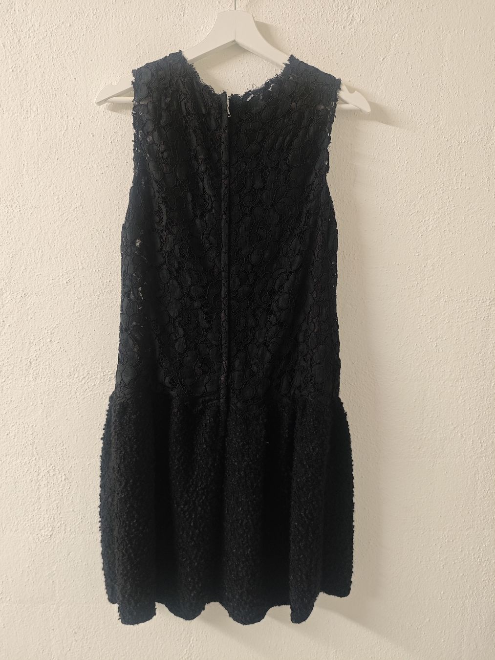 Dolce & Gabbana Vestiti: DOLCE & GABBANA Tweed-Spitzenkleid – Usato da Erlenbach ZH venduto da nlh 4