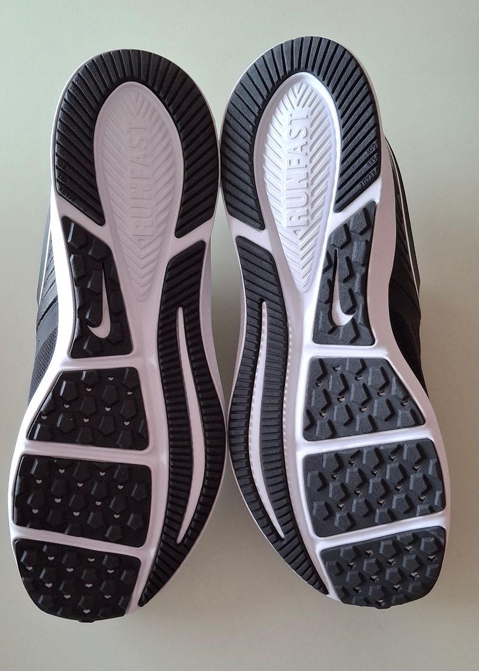 Nike Herrenschuhe: Nike Star Runner 2.0 Turnschuhe – Neu (gemäss Beschreibung) aus Reinach BL von Chela04 3