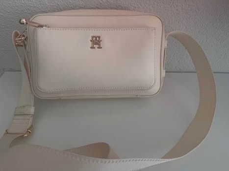 Tommy Hilfiger Borse da donna: Tommy Hilfiger Tasche – Nuovo (secondo la descrizione) da Sins venduto da sum_lv6d