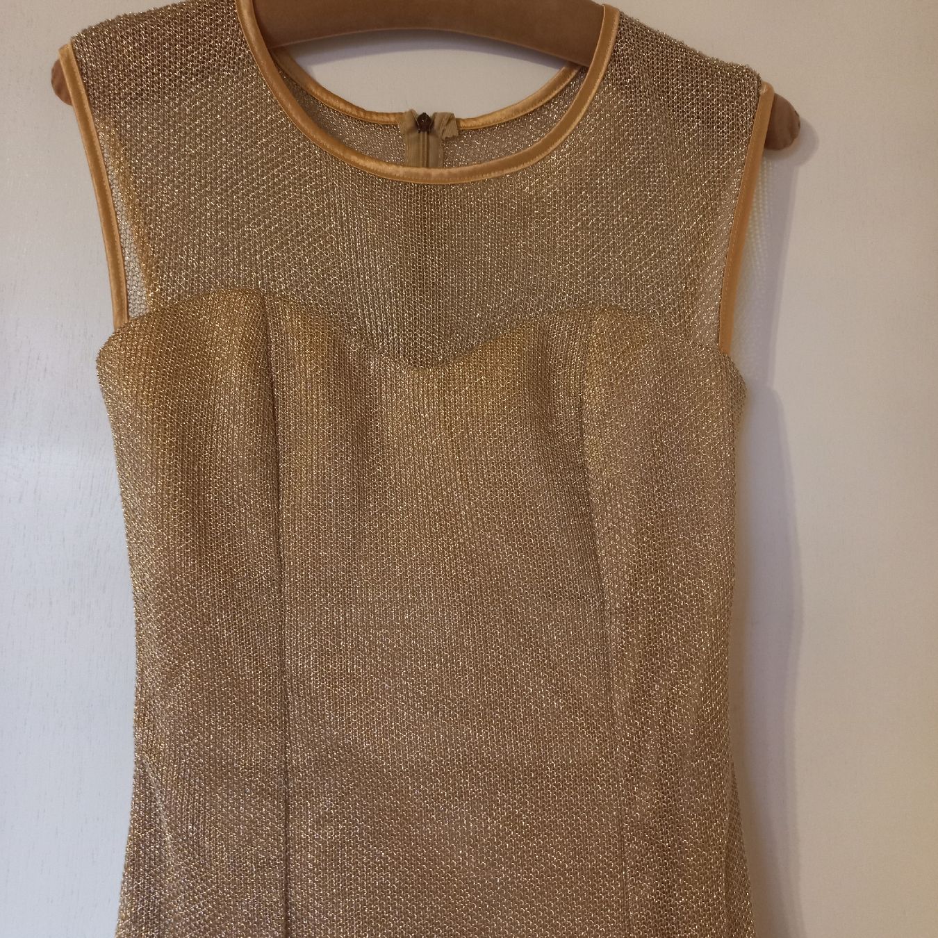 Vestiti: Robe dorée sans manches taille M neuve  – Nuovo (secondo la descrizione) da Dompierre FR venduto da fat_xth5