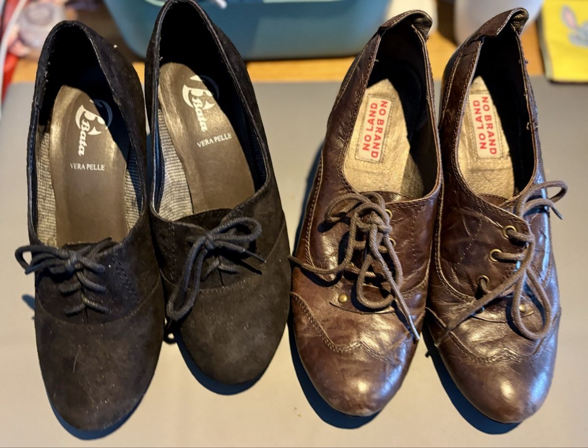 Scarpe da donna: Vintage shoes bundle size 38, chic! – Usato da Zürich venduto da O.Bond 2