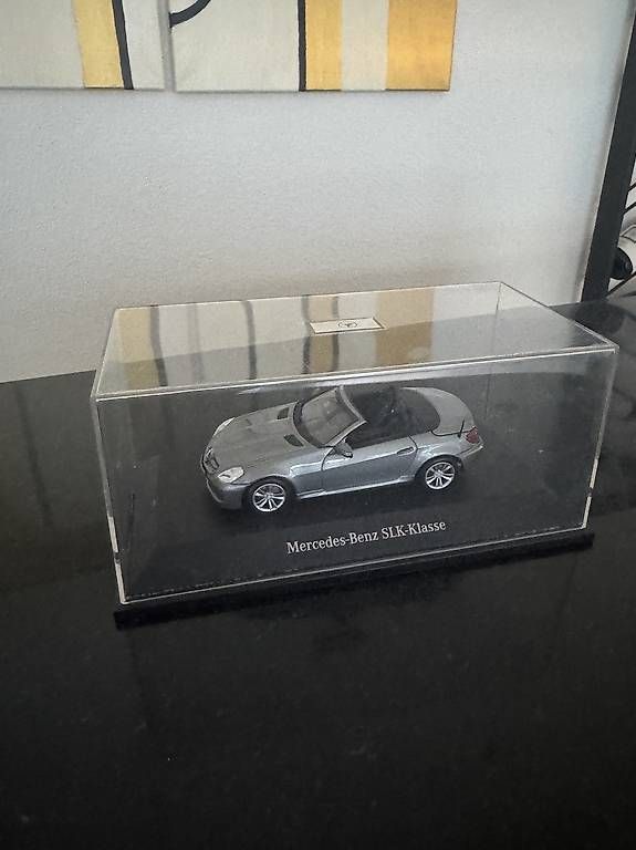 Mercedes-Benz Modellini d'auto: Mercedes-Benz SLK-Class Miniaturmodell in Displaybox – Nuovo (secondo la descrizione) da Vaduz venduto da CB1001
