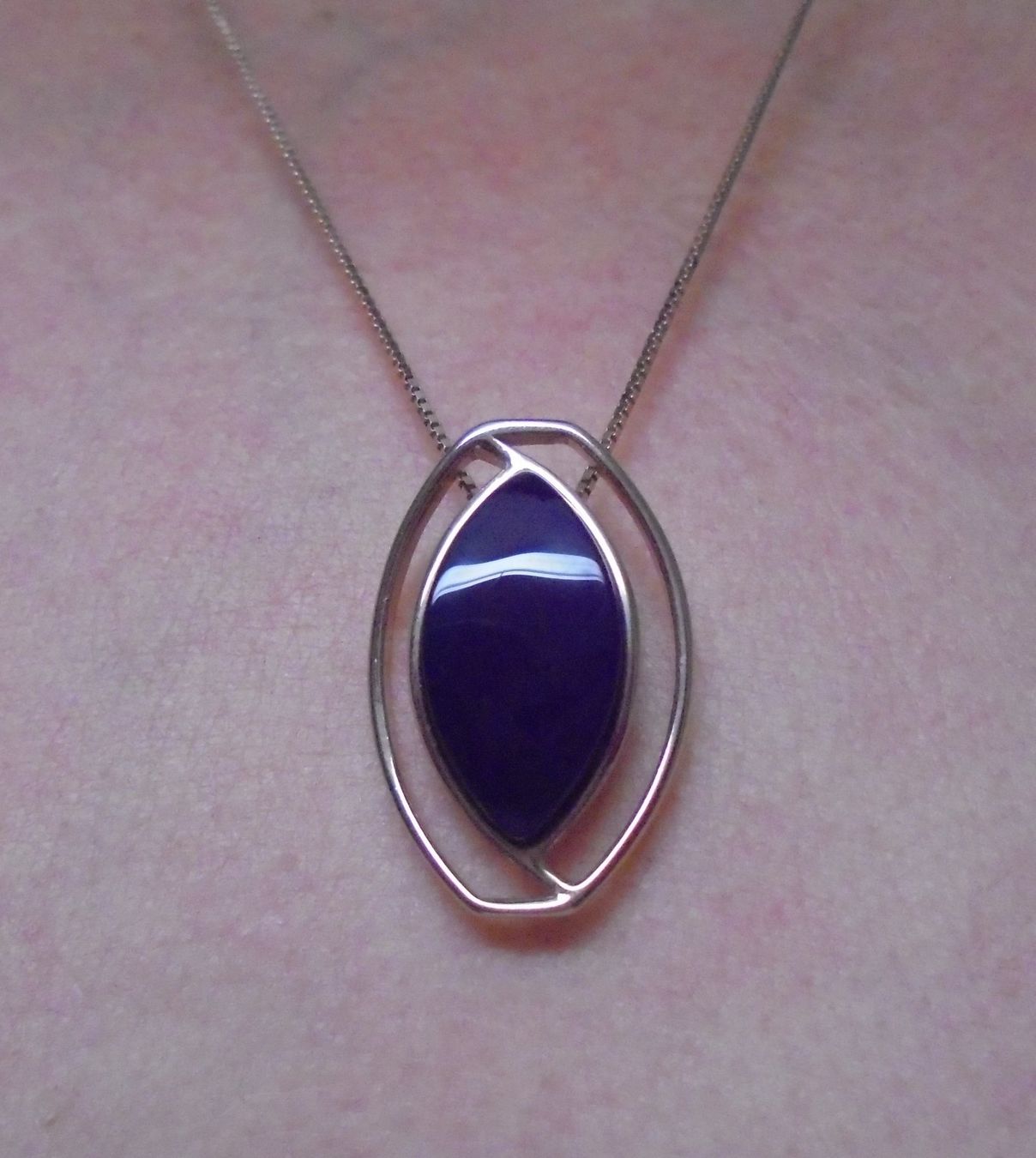 Anhänger: Echtschmuck: Violetter Achat-Silberanhänger – Neu (gemäss Beschreibung) aus Zuchwil von maumauchi