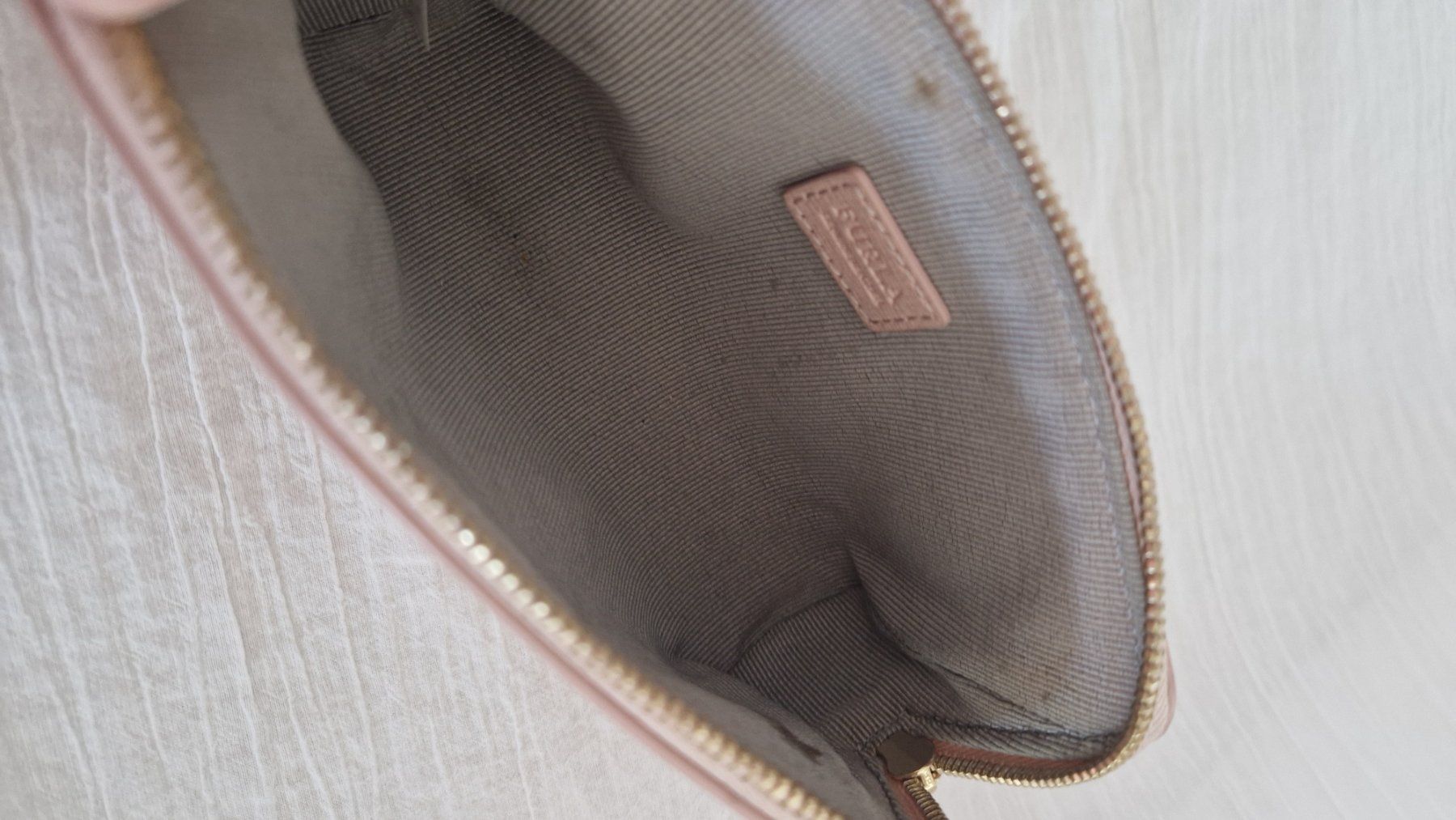 Furla Custodie per cosmetici: Trousse Furla – Usato da Collombey venduto da Preloveditems 4