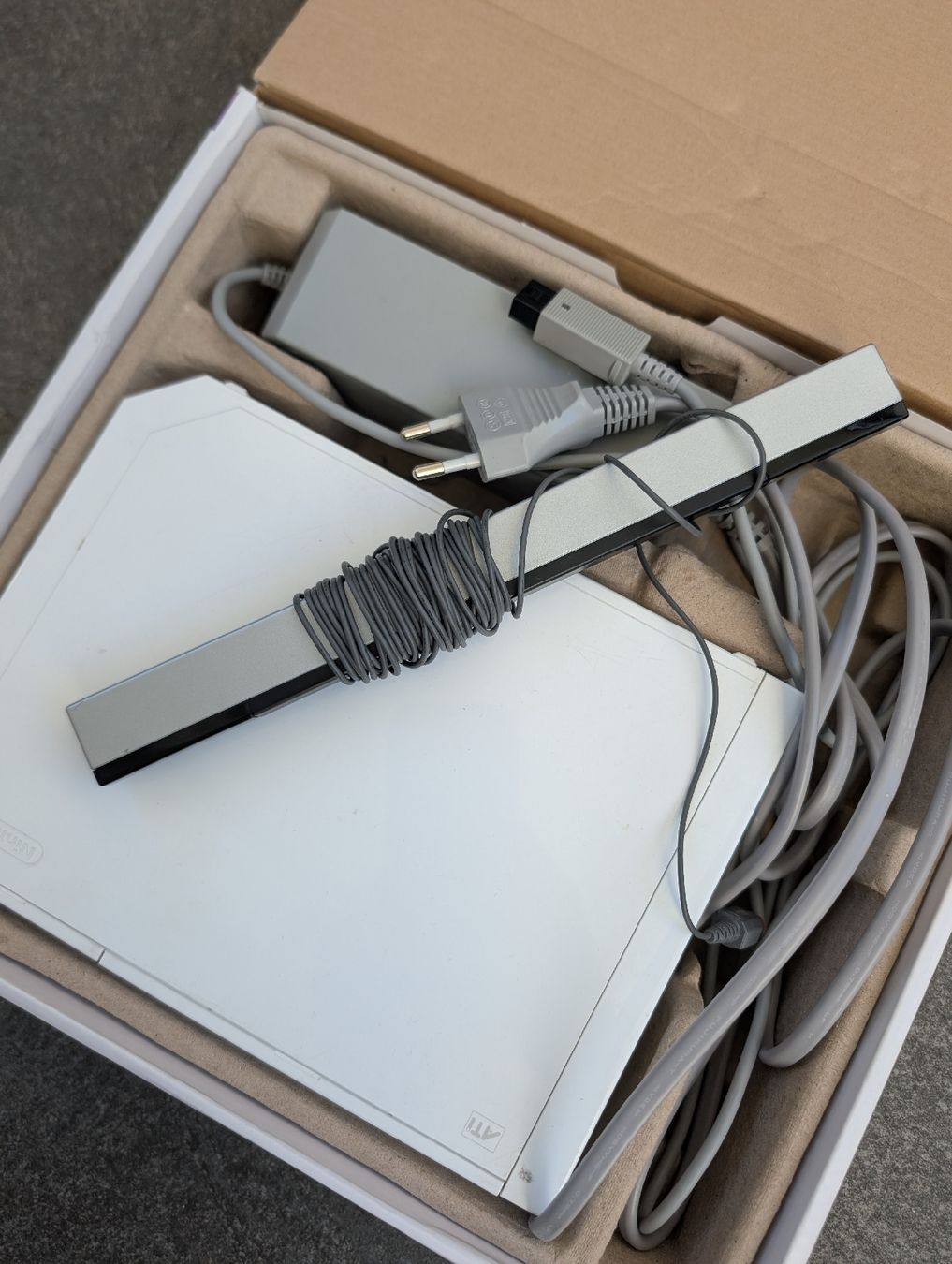 Nintendo Consoles: Nintendo Wii console  – D'occasion à Chur par aur_s5mj 1