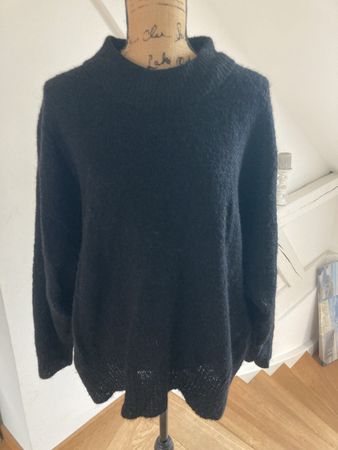 Pullover der Marke Charlie Joe, gr M, schwarz, neuwertig 