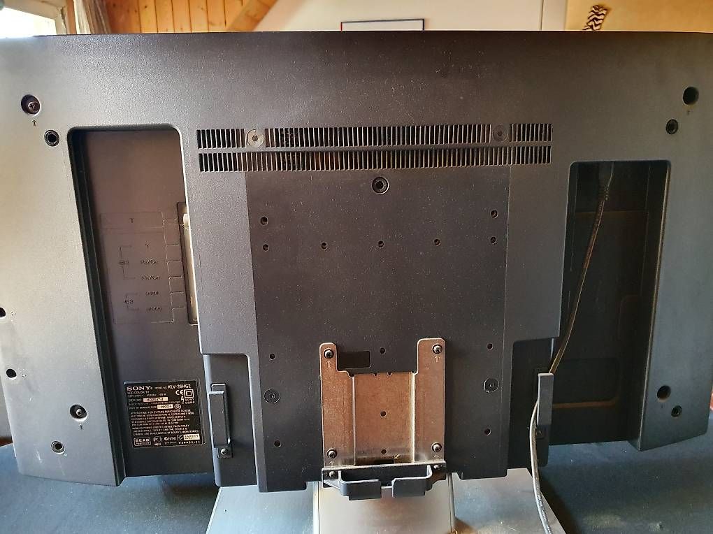 Fernseher: Sony Wega engine LCD Fernseher KLV 26HG2 – Gebraucht aus Basel von storchenricardo 1