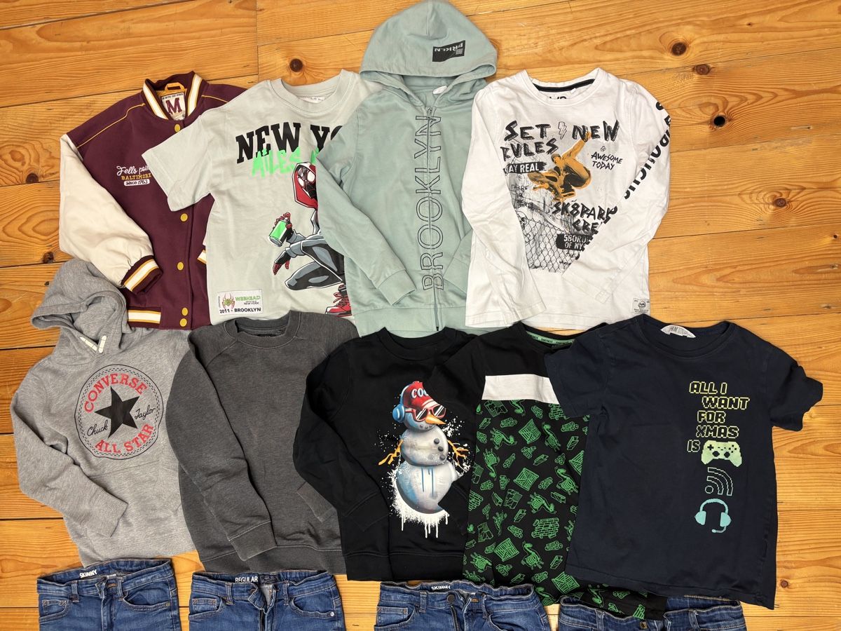 Lotti & Set di vestiti: Kleiderpaket Jungs, Grösse 134 – Usato da Büren an der Aare venduto da Nikito2001 1