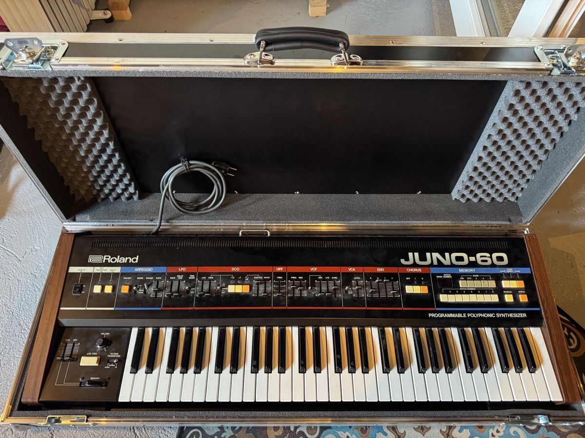 Roland Strumenti musicali: Roland Juno 60 Juno60 – Usato da Künten venduto da Manoiac