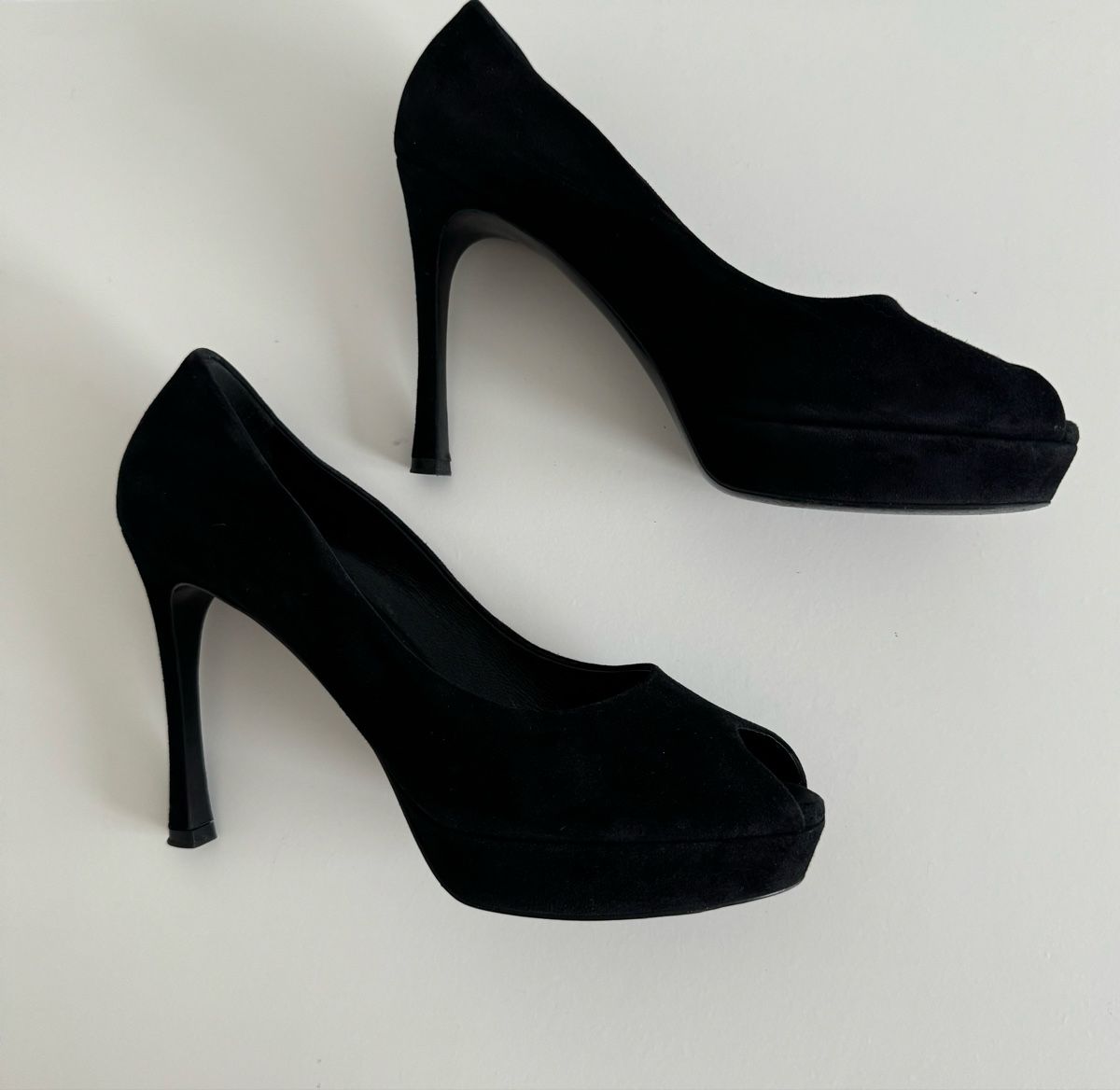 Saint Laurent Chaussures femmes: Yves Saint Laurent Pumps  – D'occasion à Benglen par Dormiglione 2