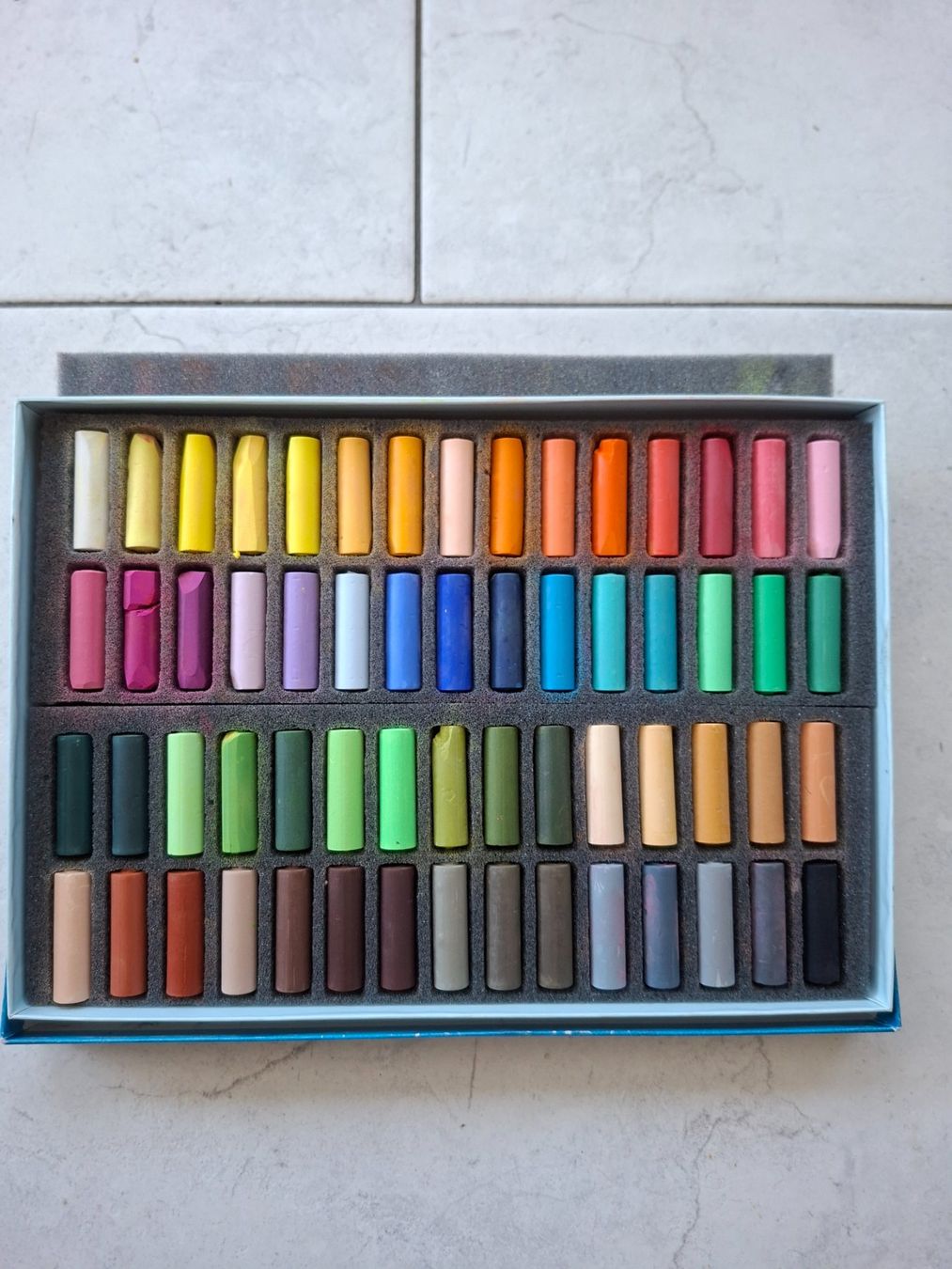 Farben: Pastelle /Softpastell – Gebraucht aus Pfaffnau von Covial 1
