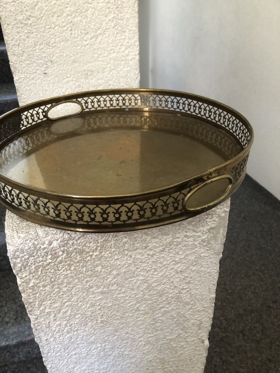 Piatti di portata: Tablett Messing oval mit Verzierungen gebraucht – Usato da Arbon venduto da Wladimir1 2