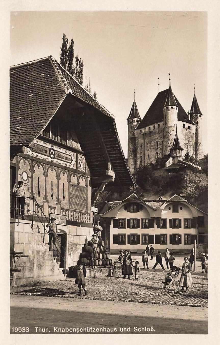 Cartoline postali: Thun Schloss – Usato da Biasca venduto da Blenio71