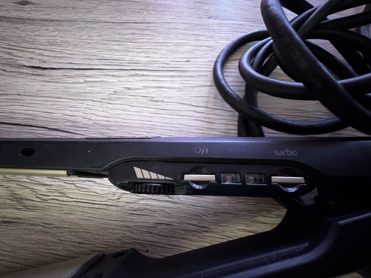 BaByliss Piastre & Arricciacapelli: Lisseur BABYLISS nano technology – Usato da La Chaux de fonds venduto da car_f9yg 2