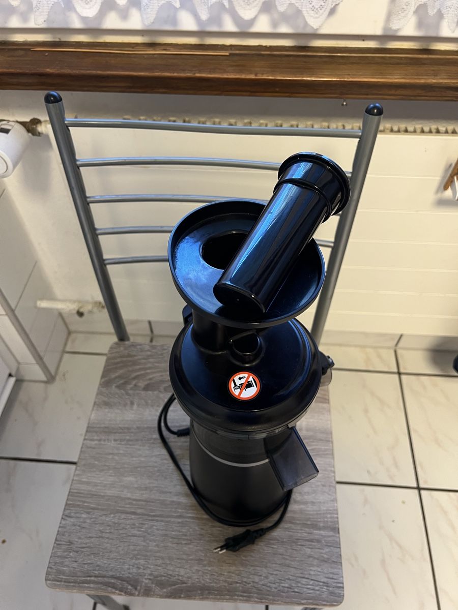 Appareils de cuisine: Entsafter – D'occasion à Sonterswil par whe_7yhm 2