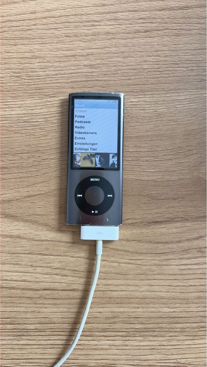 Apple Lettore multimediale portatile: Apple iPod Nano – Difettoso da GÜMLIGEN venduto da DJ-Jana