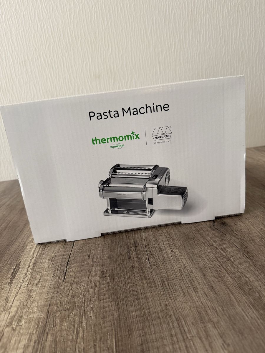 Appareils de cuisine: Pasta machine électrique - neuve – Neuf avec emballage d'origine à Nyon par vla_r5m7