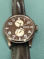 Elegante Hugo Boss Herrenuhr mit Lederarmband, neuwertig