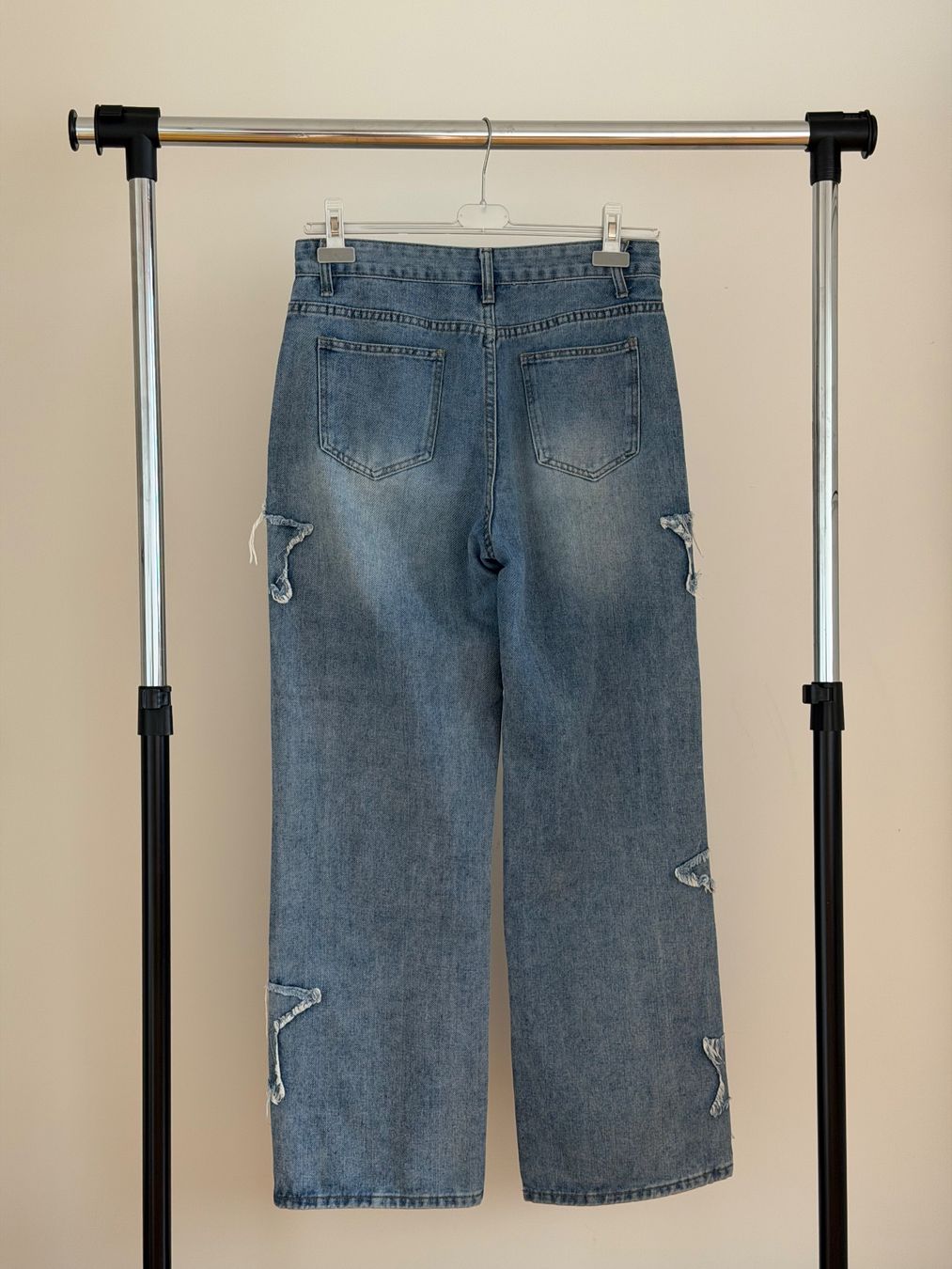 Jeans: Jeans Damen mit Sternen – Gebraucht aus Basel von swi_yp7p 1