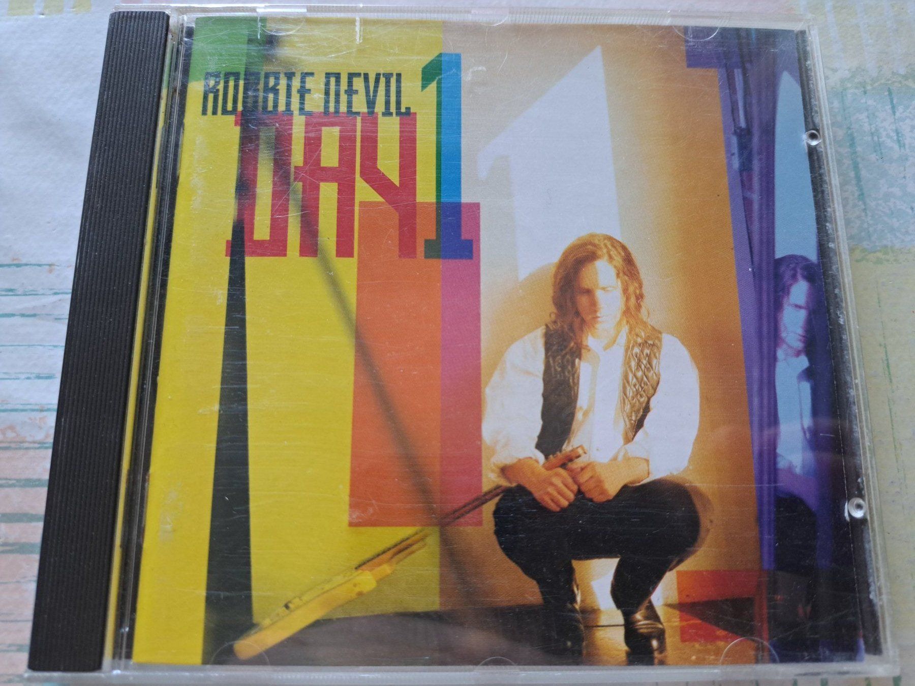 CDs: Cd Robbie Nevil - Day 1 – Gebraucht aus Pully von bro_n52j