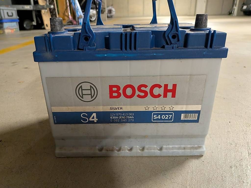 Batterien: Batterie BOSH S4 027 – Gebraucht aus Préverenges von Fbosset 1