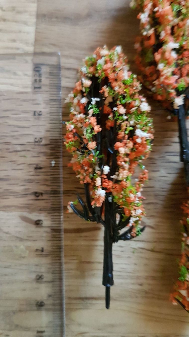 Modelleisenbahnen: 10 arbres en fleurs. Orange rose – Neu und originalverpackt aus Saxon von Sebdem 2