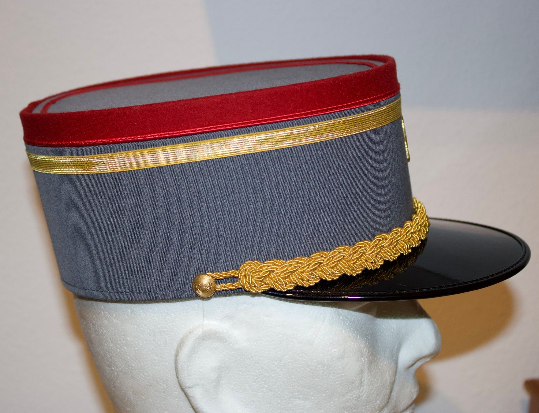 Uniformi: Police Suisse Officier Lausanne – Usato da Lausanne venduto da Grenchars78 1