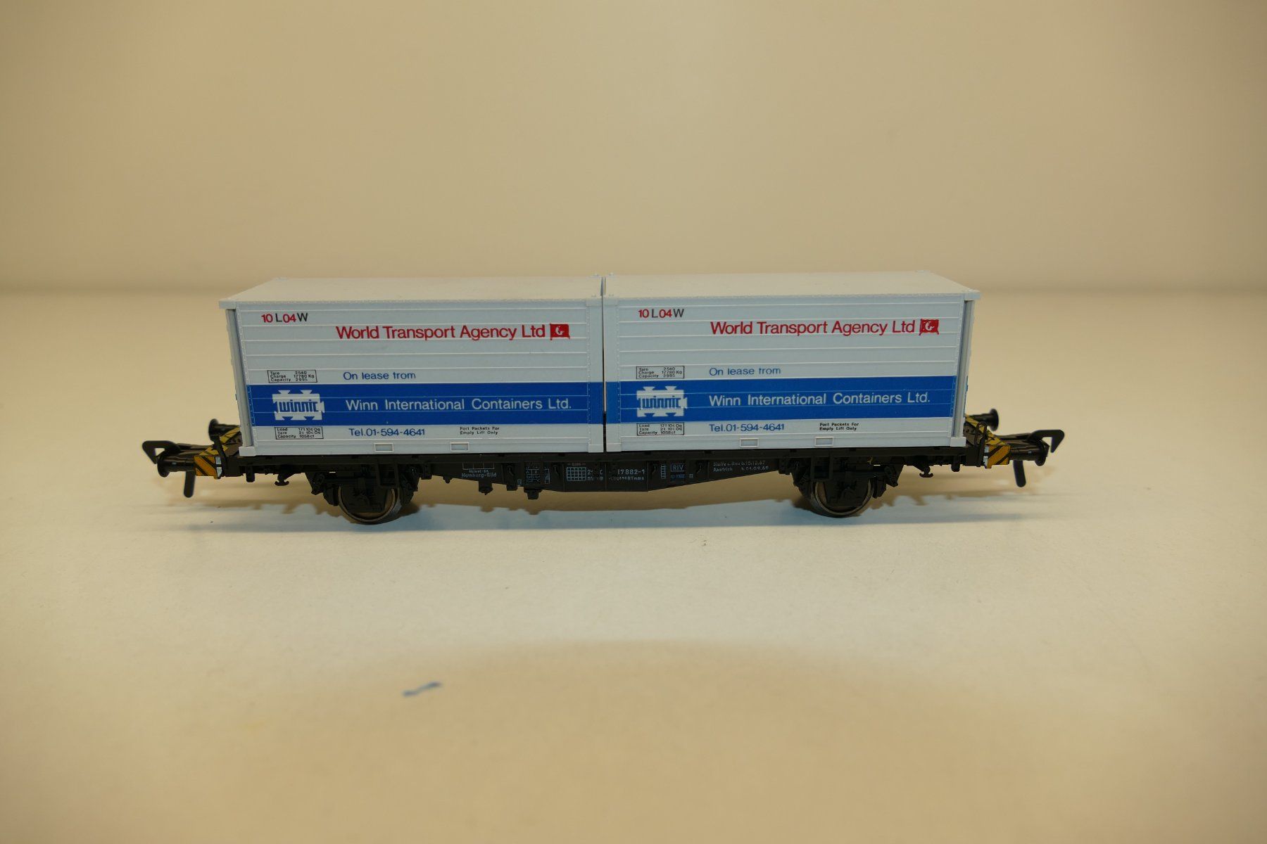 Fleischmann Modellini di ferrovie: Fleischmann H0: Containertragwagen "World Transport" – Nuovo e nell'imballaggio originale da Niederhasli venduto da rail-duerst 1