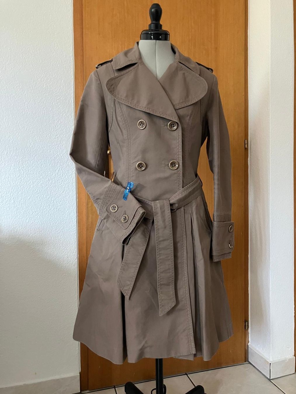 Cappotti: Ted Baker Trench Coat – Usato da Monte Carasso venduto da arn_dime