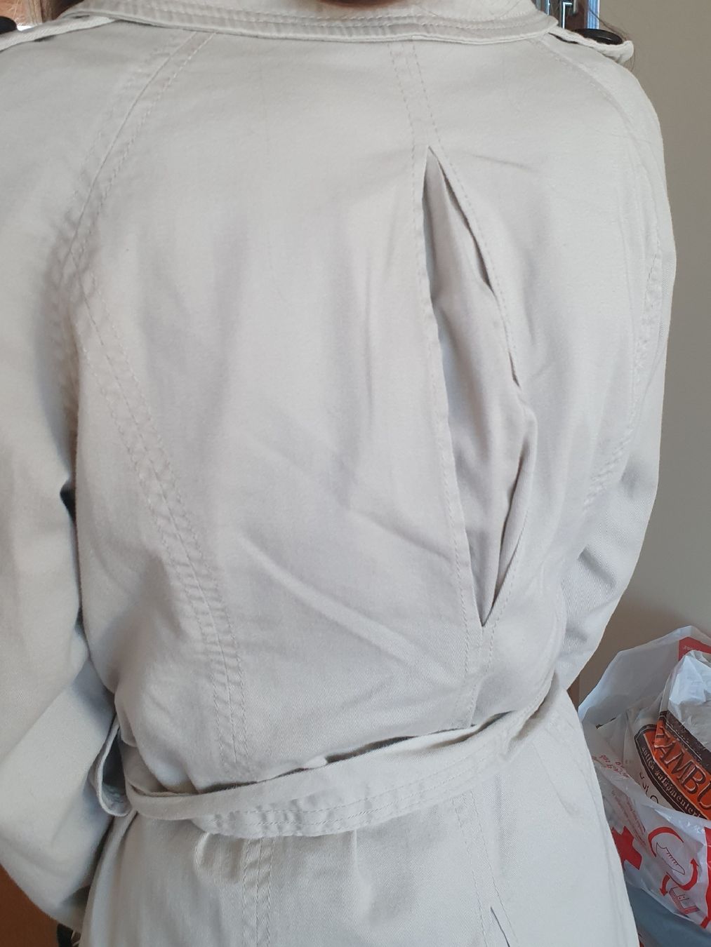Zara Cappotti: Zara Trenchcoat Gr. M – Usato da Villars-sur-Glâne venduto da richardette 2