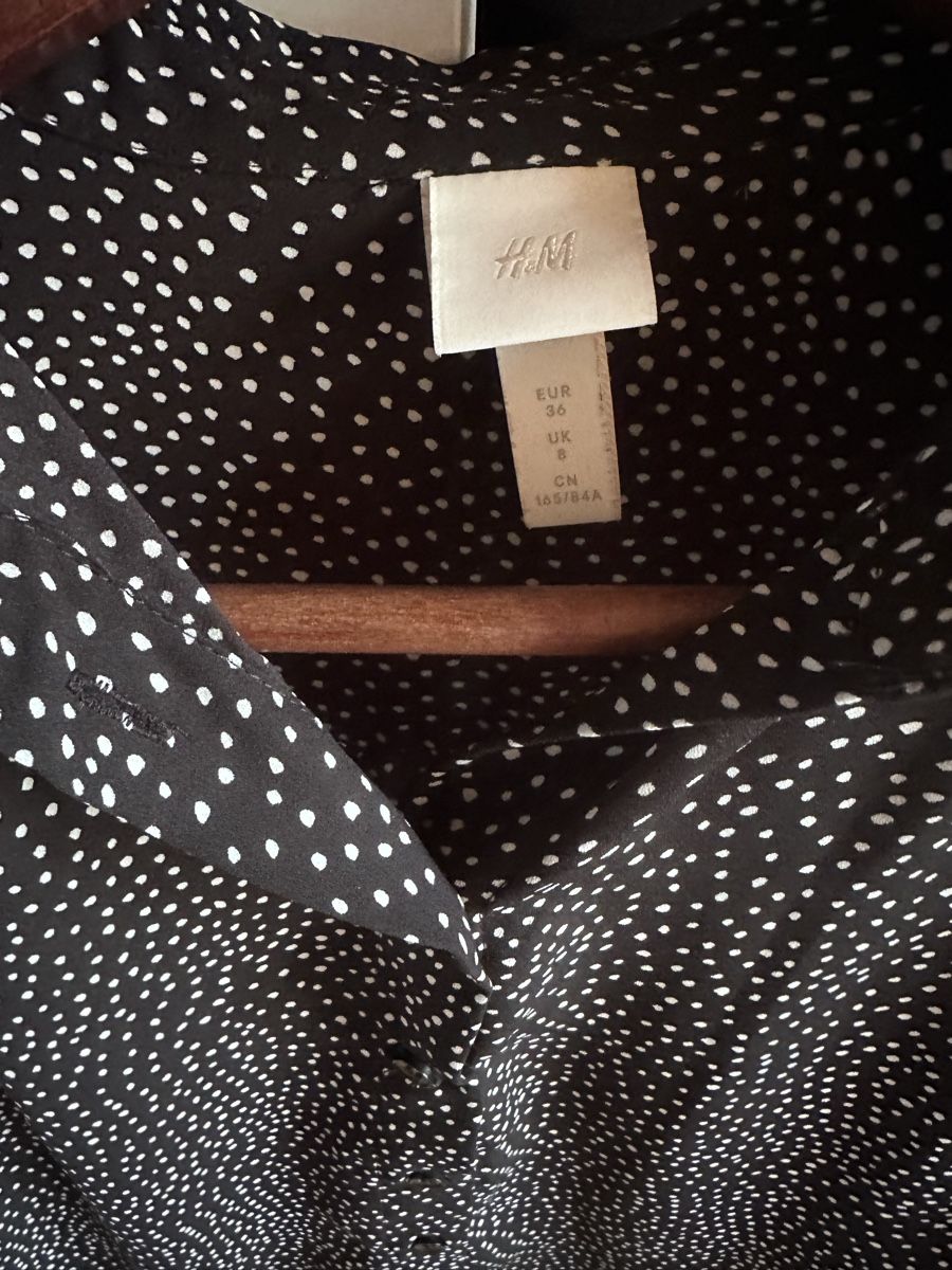 H&M Camicette: H&M Bluse schwarz Gr.S – Usato da Münsingen venduto da Secondhand89 1