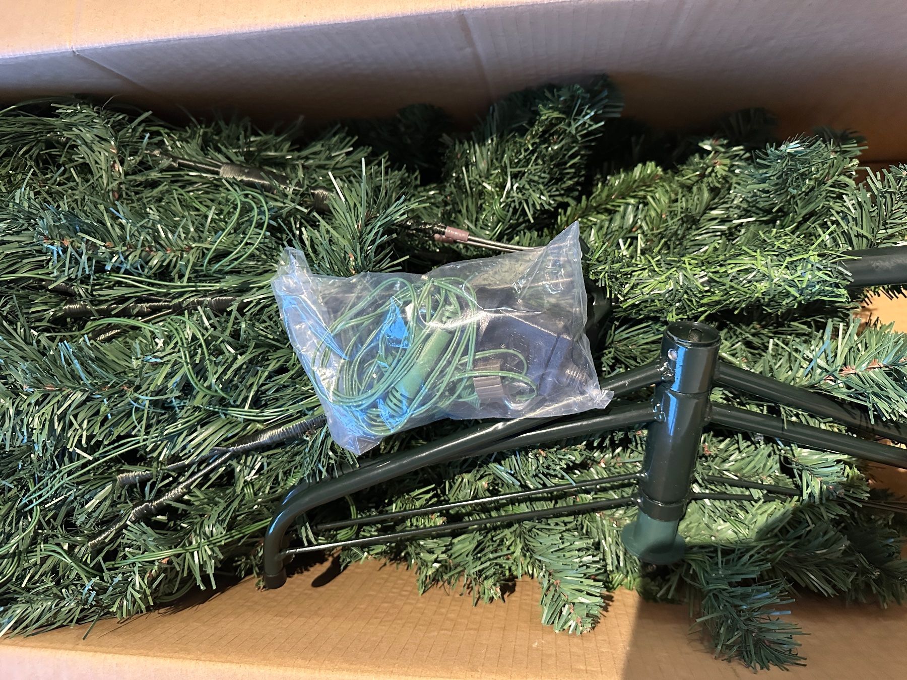 Tutte le decorazioni: Christbaum 180 cm mit LED-Lämpchen – Usato da Horgen venduto da linuxrp 6
