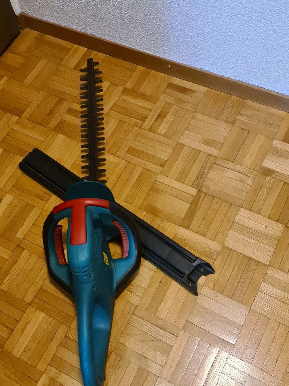 Bosch Tutti gli attrezzi: Gebrauchte Bosch Heckenschere AHS 48-24 – Usato da Thun venduto da erh_fs86 2