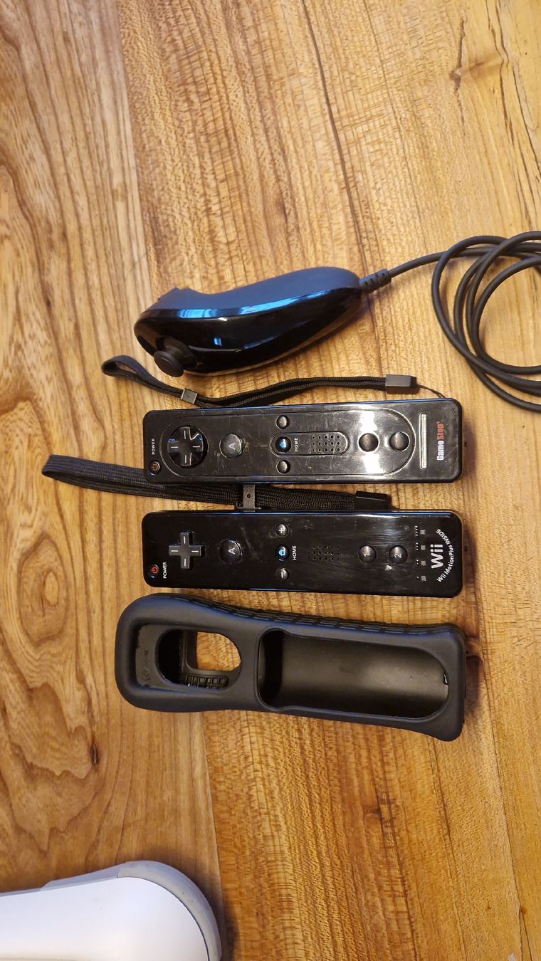 Nintendo Console: Nintendo Wii – Usato da Kriens venduto da Michi2110 6