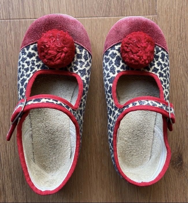 Tiger Swiss Scarpe per ragazze: Tiger Swiss Finkli Gr.25 – Usato da Sumiswald venduto da FridaKahlo123
