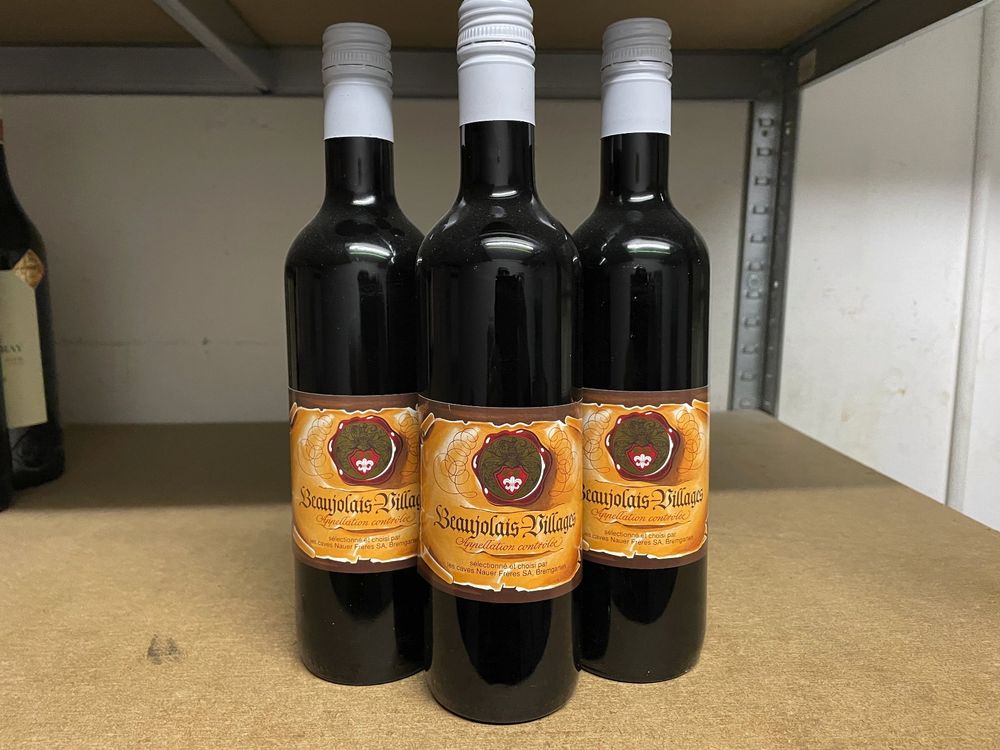 3 Fl. Beaujolais !! 5dl !! Rotwein !! Frankreich !!! | Kaufen auf Ricardo