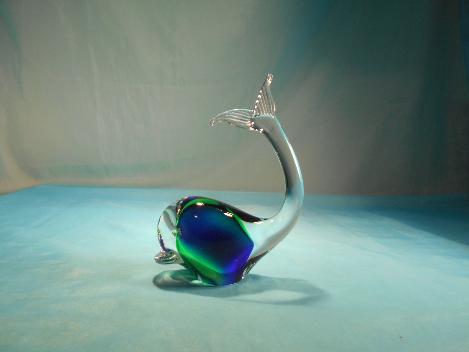 Statuette: Delphin, Glas, blau-grüne Einlage – Nuovo (secondo la descrizione) da Bellach venduto da JingleCherry