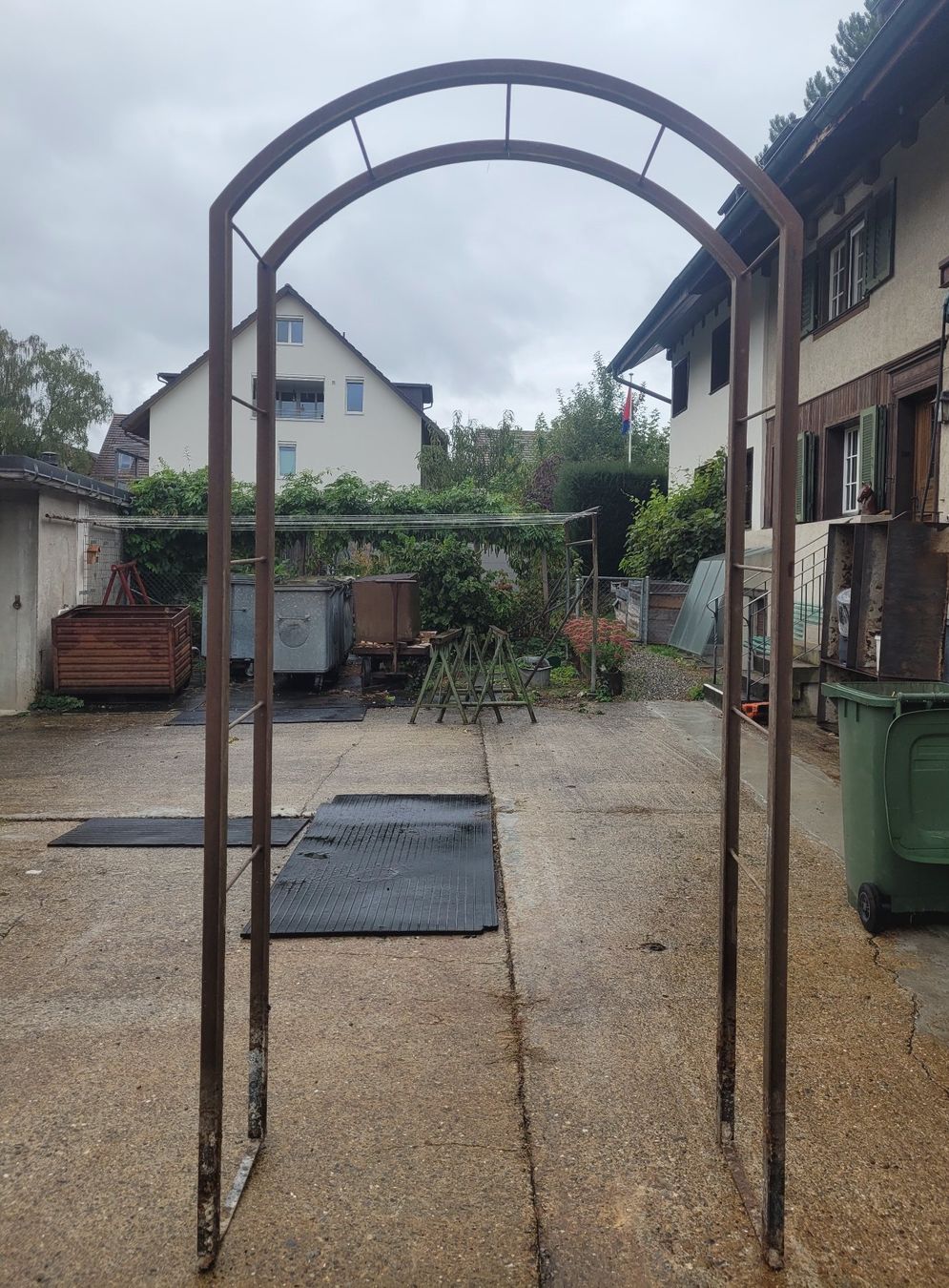 Altre Decorazioni per giardino: massiver Rosenbogen – Usato da Winterthur venduto da Barbarav