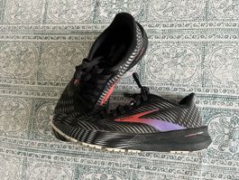 Laufschuhe Brooks Hyperion Tempo W Gr. 40