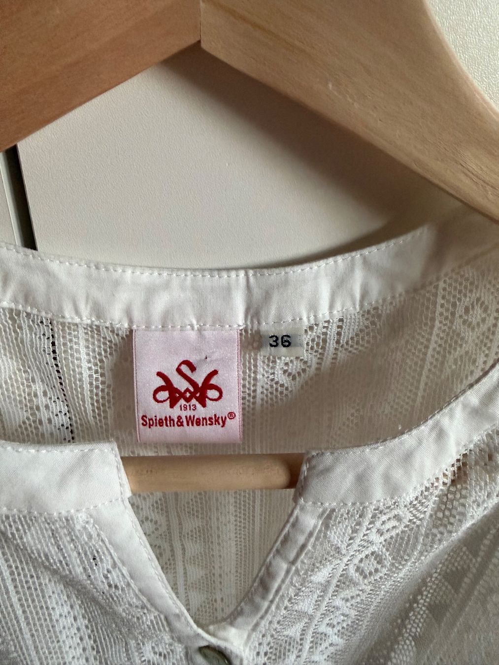 Camicette: Spieth & Wensky Dirndlbluse Spitze weiss 36 – Nuovo (secondo la descrizione) da Zürich venduto da ele_w6ts 1