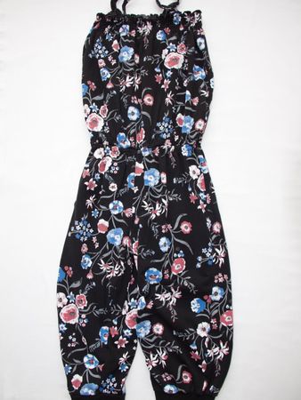 KIDSWORLD Jumpsuit - floral print, schwarz - Gr. 140 (10 J)
