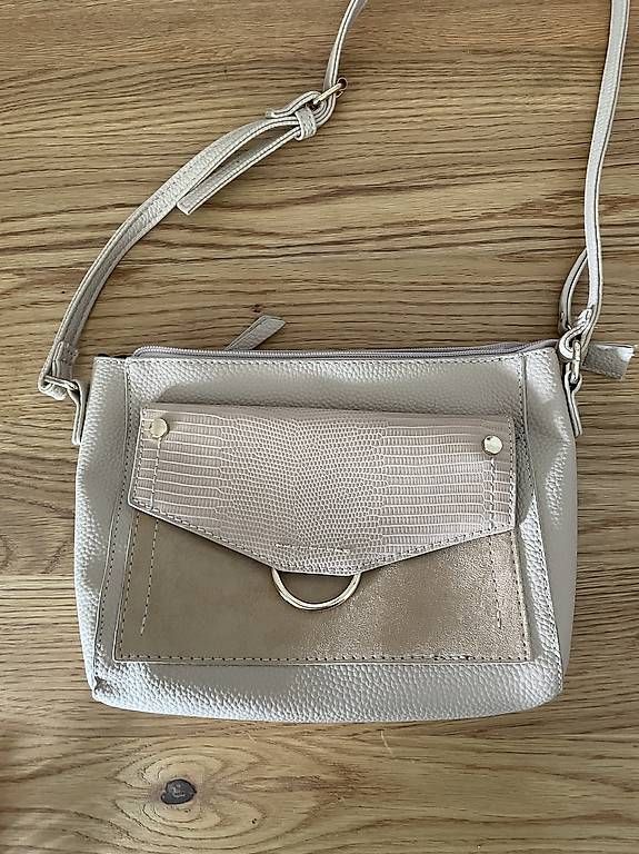 Borse da donna: Diverse Taschen alle NEU – Usato da Villmergen venduto da supidupi23 1