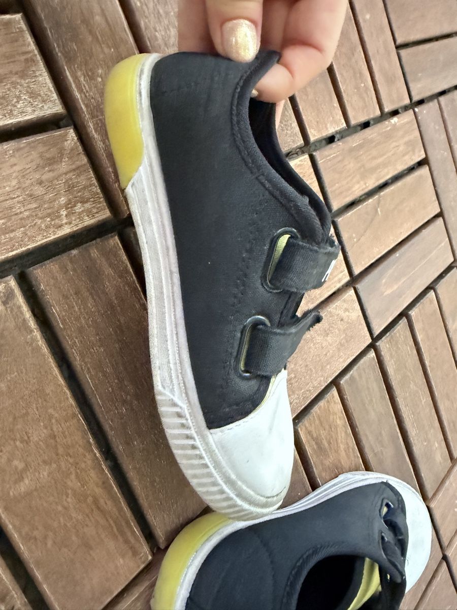 Scarpe per ragazzi: Kinder Turnschuhe Gr. 29 Pokemon gebraucht – Usato da Jona venduto da Good_luck_ 6