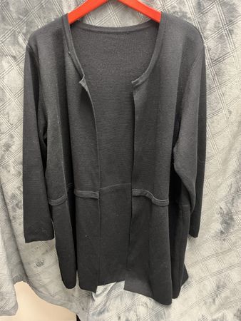 Schwarze Strickjacke, Cardigan, Grösse 50